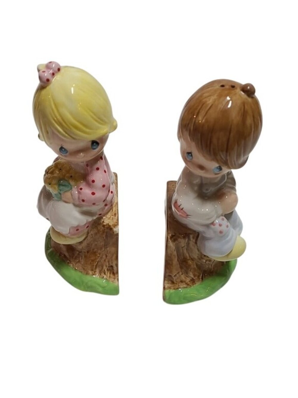 Precious Moments Ceramic Boy and Girl on a Stump 2 Piece Salt Pepper Shaker Set